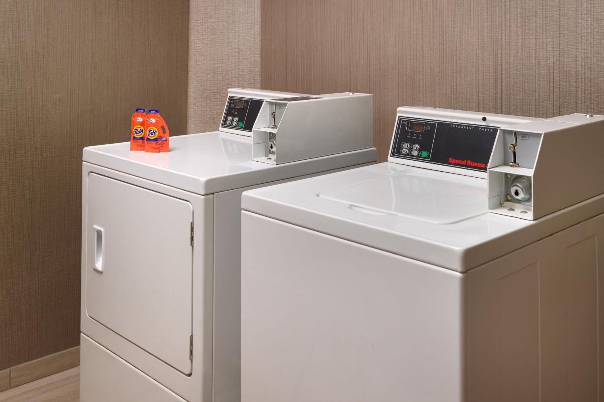 Springhill Suites Raleigh-Durham Airport/Research Triangle Park Dış mekan fotoğraf
